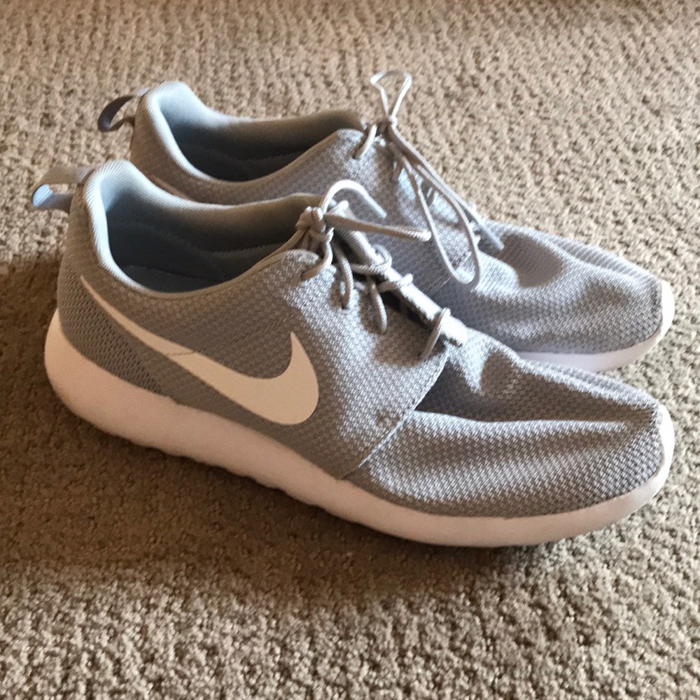 Nike Roshe Runs, size 10.